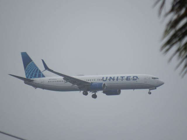 Boeing 737-900 (N38424)