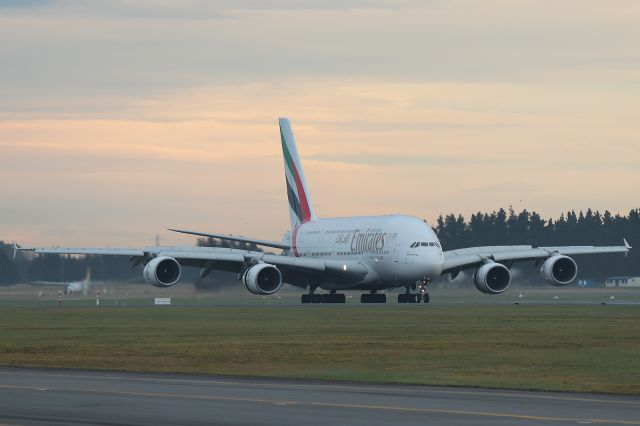 Airbus A380-800 (A6-EDD)