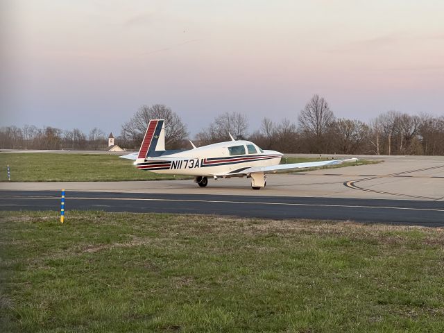 Mooney M-20 (N1173A) - 1982 MOONEY M20J