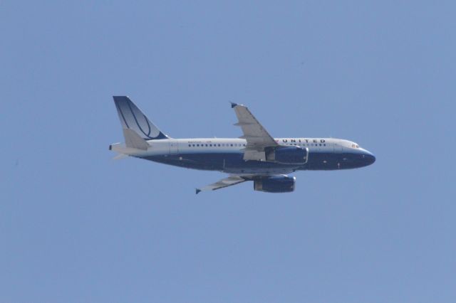 Airbus A319 (N817UA)