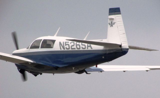 Mooney M-20 (N526SA) - Taking off from RWY 24