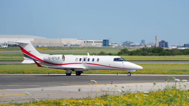 Dassault Falcon 2000 (C-GTPL) - C-GTLPbr / @ CYYZ July 15, 2015