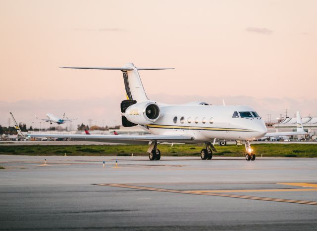 Gulfstream Aerospace Gulfstream IV (N958BX)