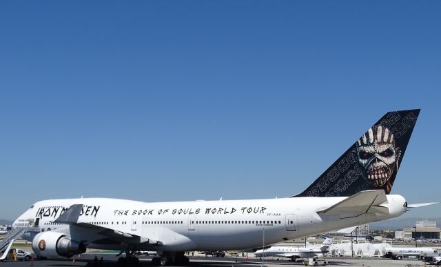 Boeing 747-400 (TF-AAK)