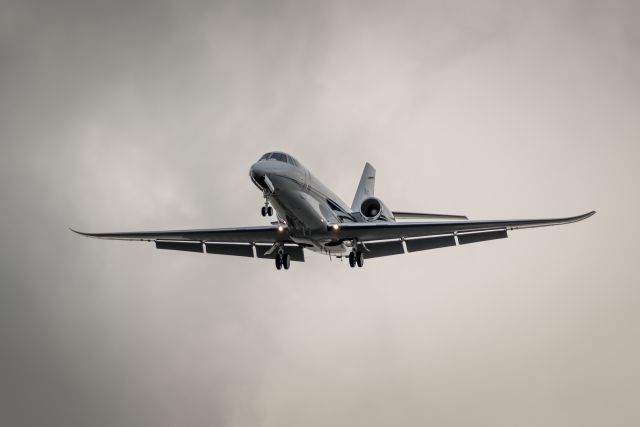 Cessna Citation Sovereign (N45AY) - Approaching Victoria's Rwy 09 over the beach.