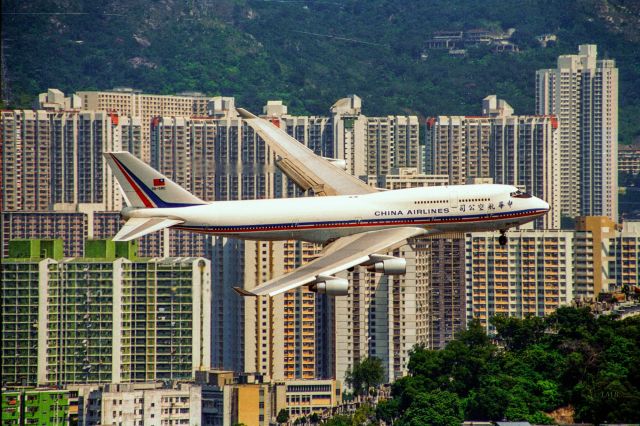 Boeing 747-400 (3B-SMC) - Hong Kong Kai Tak, October 1996, Negative Scan