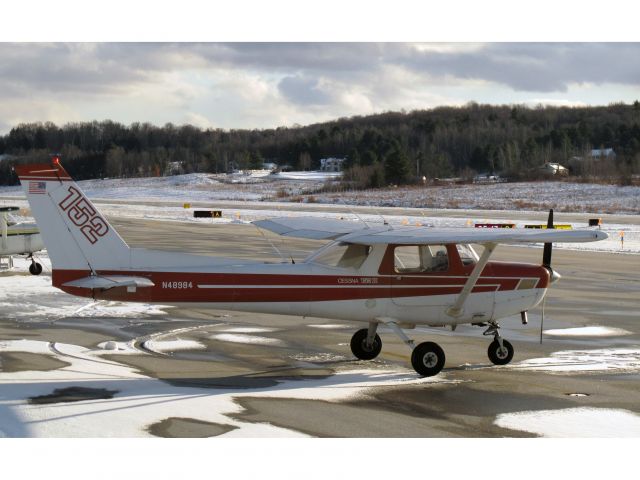 Cessna 152 (N48984)