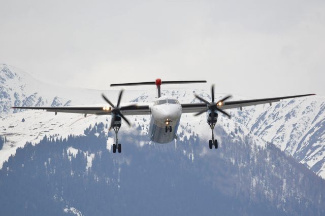 de Havilland Dash 8-400 (OE-LGD)