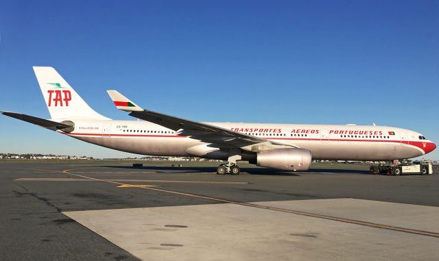 Airbus A330-300 (CS-TOV) - TAP Retro A330 @ KBOS Logan 10/17/17