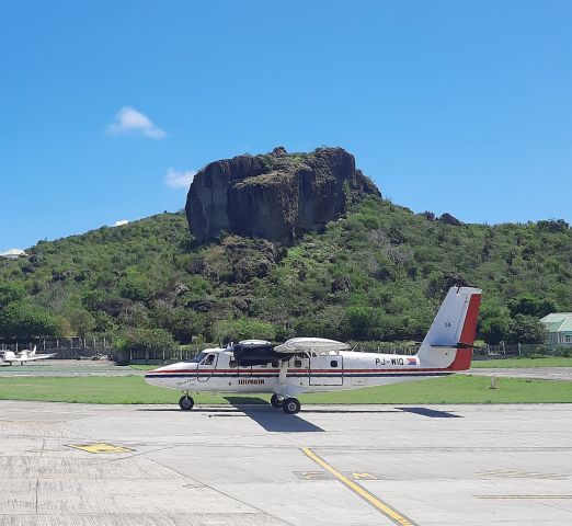 De Havilland Canada Twin Otter (PJ-WIQ) - A fun trip to the famous airport St.Barts!