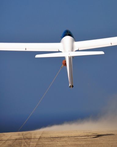 GLASER-DIRKS DG-800 (N800SX) - Winch launch at Torrey Pines gliderport