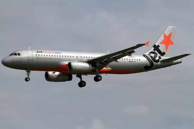 Airbus A320 (VH-VQS)