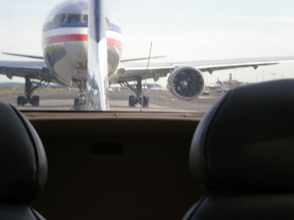 Cessna Skylane — - This is the view from our back window @ KBOS