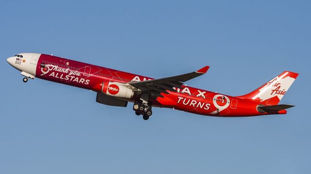 Airbus A330-300 (9M-XXA)