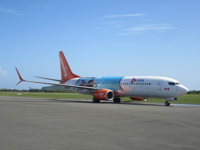 Boeing 737-800 (C-FDBD)