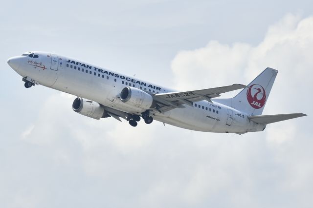 BOEING 737-400 (JA8525)