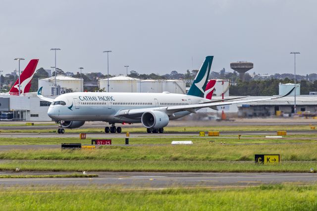 Airbus A350-900 (B-LRK) - Cathay Pacific (B-LRK) Airbus A350-941 departing Sydney Airport