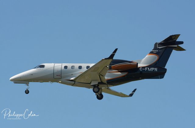 Embraer Phenom 300 (C-FMPN)