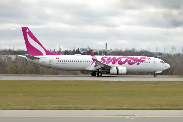 Boeing 737-800 (C-FPLS)