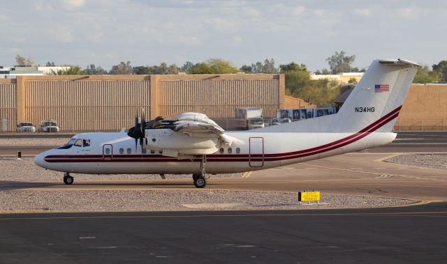 De Havilland Canada Dash 7 (N34HG) - Spotted at KSDL on January 22, 2021