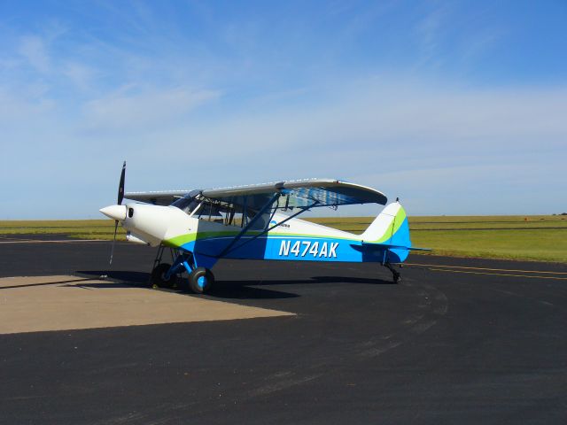 — — - KLIU 5/20/19 Air Force Academy Glider Tow Plane