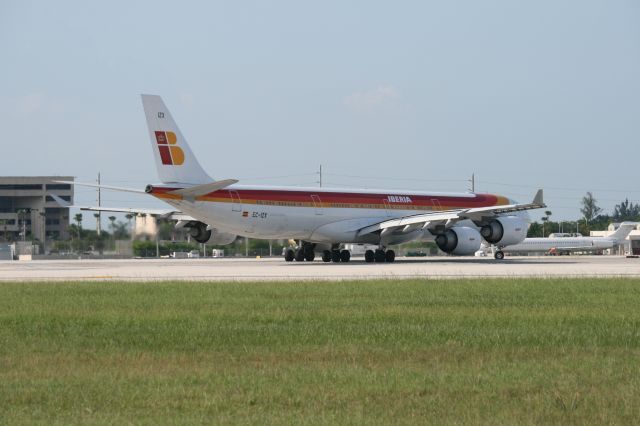 Airbus A340-500 (EC-IZX)