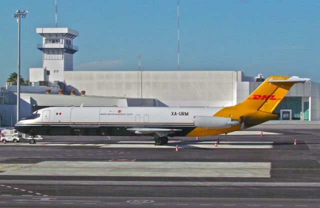 Douglas DC-9-10 (XA-URM) - Aeronaves TSM, DC9-32F in Cancun International Airport.