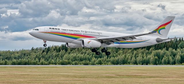 Airbus A330-200 (B-1047) - Tibet Airlines