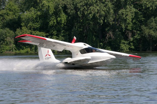 ICON A5 (N997BA) - ICON A5