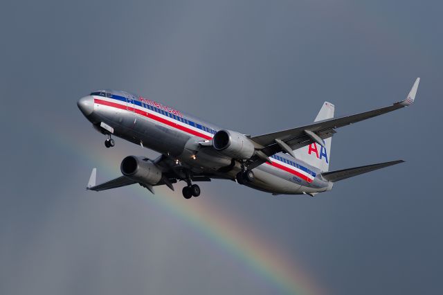 Boeing 737-800 (N954AN) - 8/22/15.