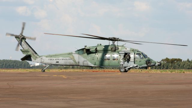 Sikorsky S-70 (FAB8913)