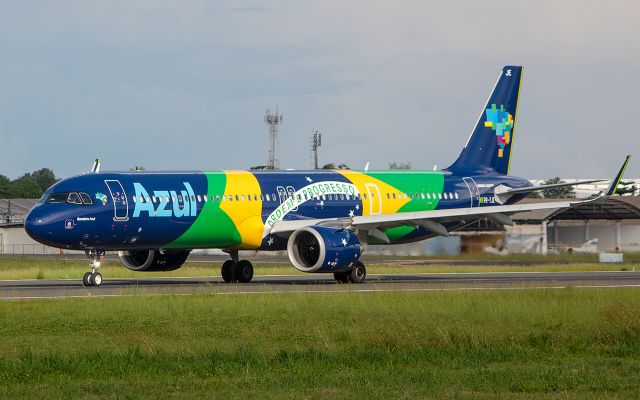 Airbus A321 (PR-YJE)