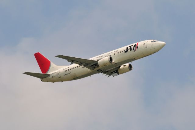 BOEING 737-400 (JA8526)