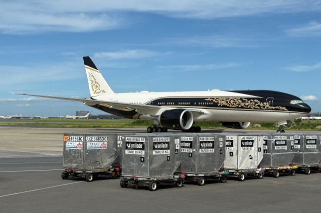 BOEING 777-200LR (P4-SKN) - Jul 18,2025
