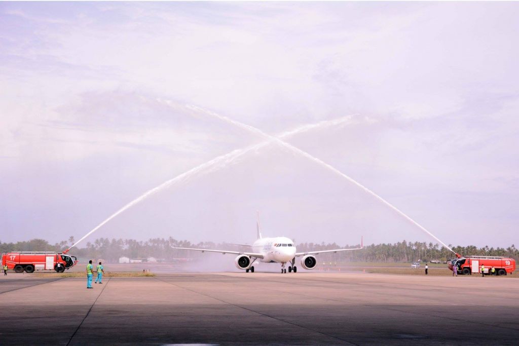 Airbus A320 (4R-ANA)