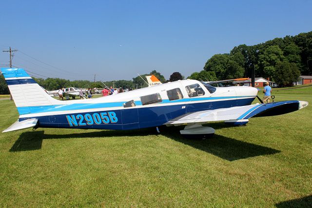 Piper Saratoga (N2905B)