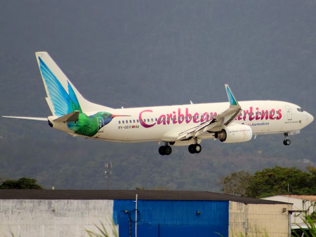 Boeing 737-800 (9Y-GEO)