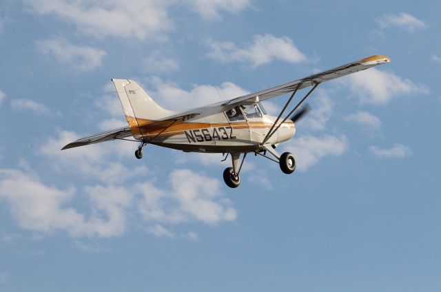 MAULE M-5 Strata Rocket (N5643Z) - An airborne Maule M-5-180C after departing Moontown Airport, Brownsboro, AL October 15, 2016 during the EAA 190 Fly-In.