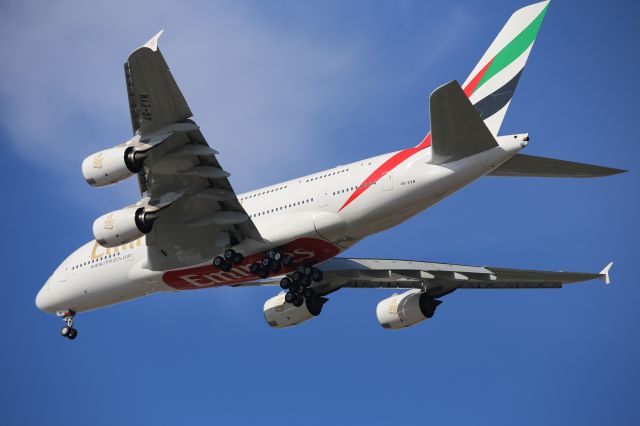 Airbus A380-800 (A6-EVM)