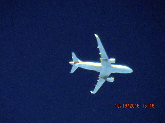 Airbus A319 (N9025B)