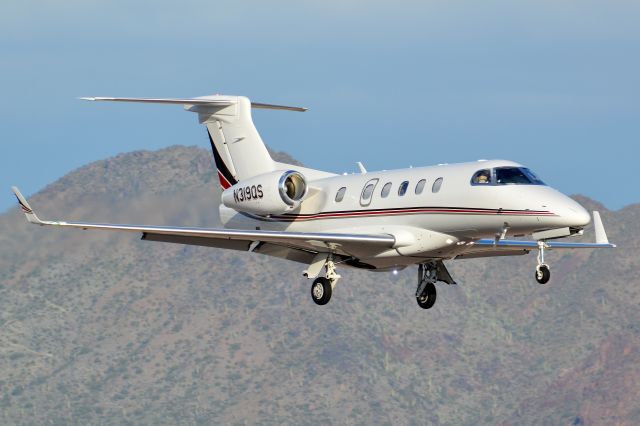 Embraer Phenom 300 (EJA319)