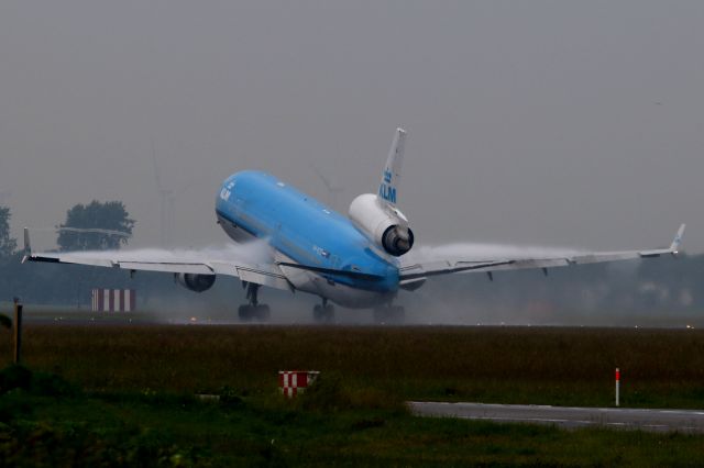 Boeing MD-11 (PH-KCE)