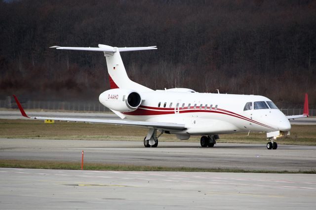 Embraer Legacy 600/650 (D-AAHO)