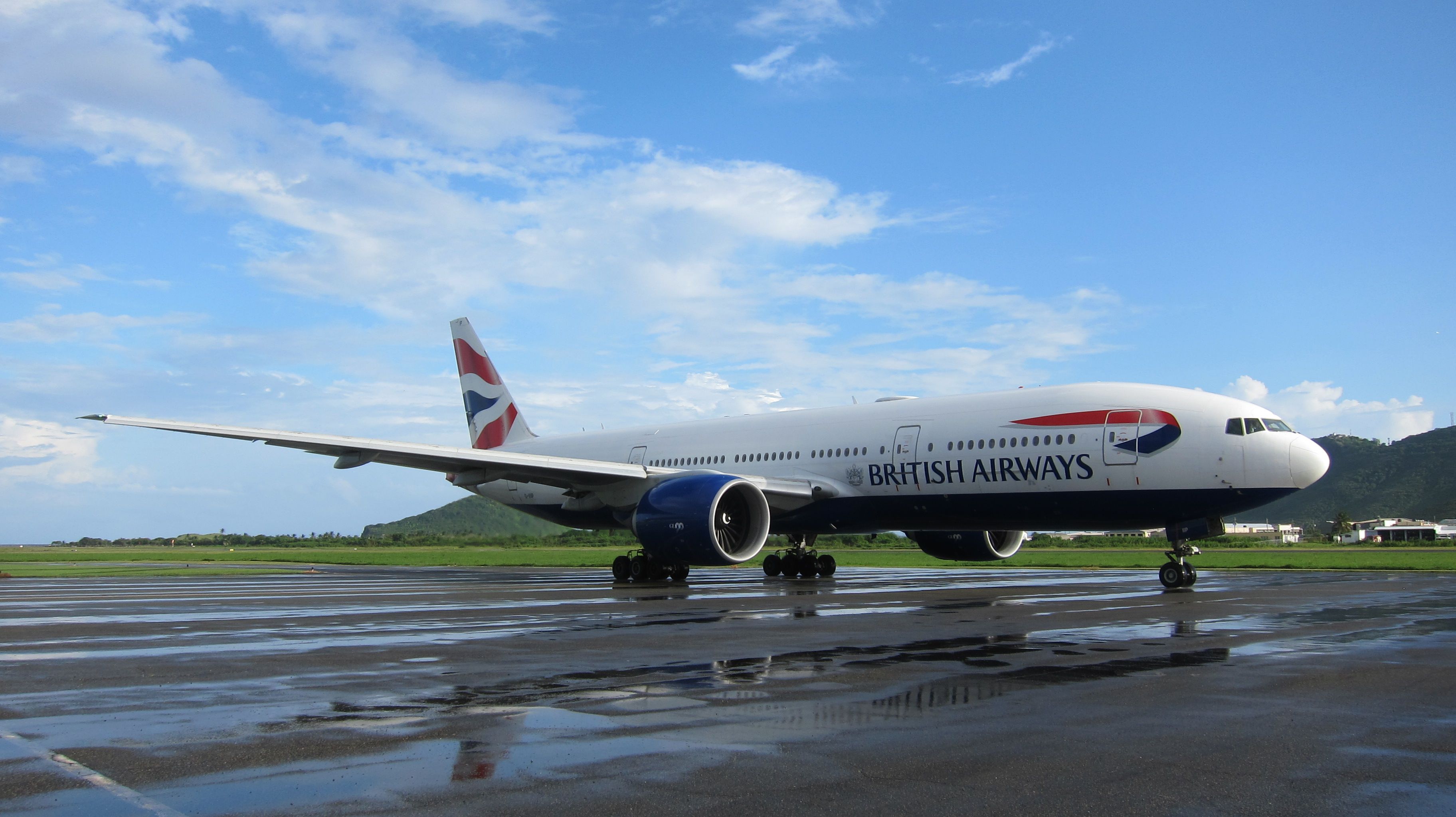 Boeing 777 (G-VIIP)