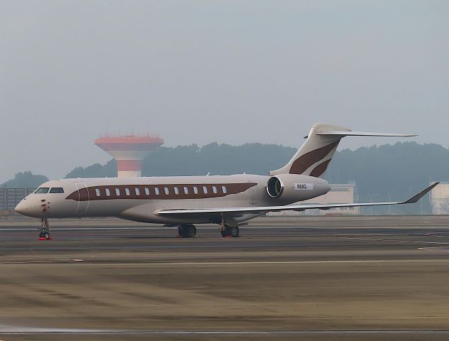 BOMBARDIER BD-700 Global 7500 (N1111G) - I took this picture on Oct 20, 2020.