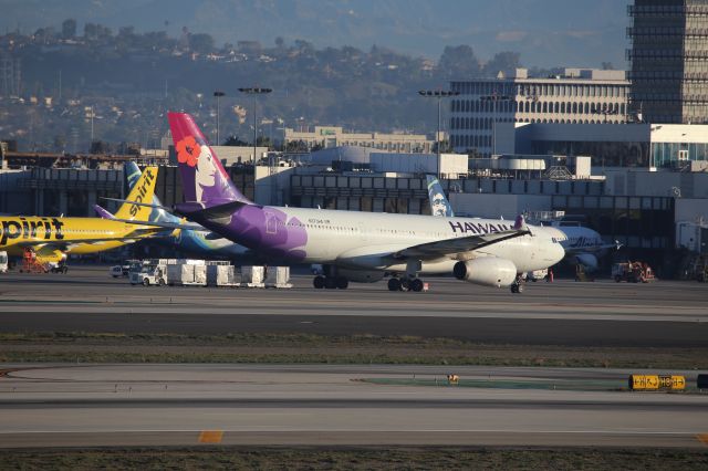 Airbus A330-200 (N373HA)