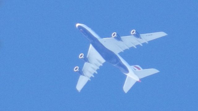 Airbus A380-800 (G-XLEA) - Distance line of sight 28,028ft riding beacon to LHR stack