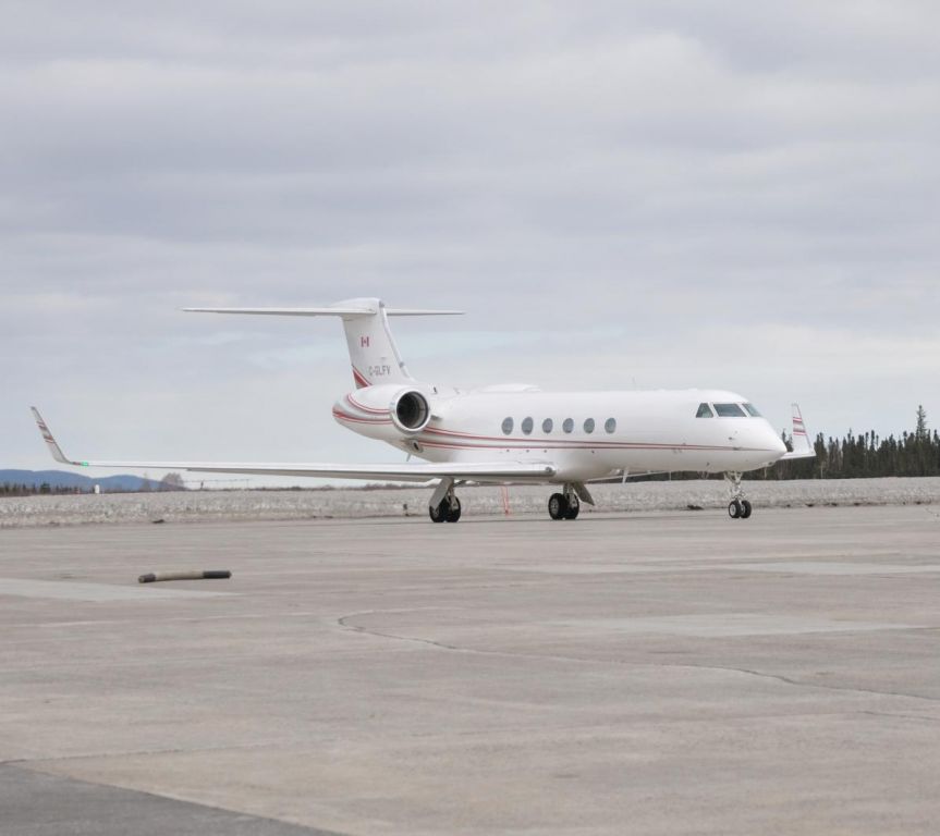 Gulfstream Aerospace Gulfstream V (C-GLFV) - Taxiing into parking position on Woodwards Aviation ramp at CYYR