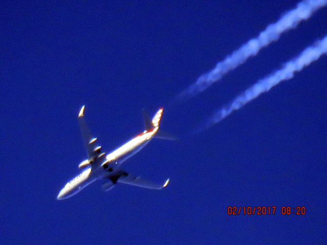 Boeing 737-800 (N837NN)