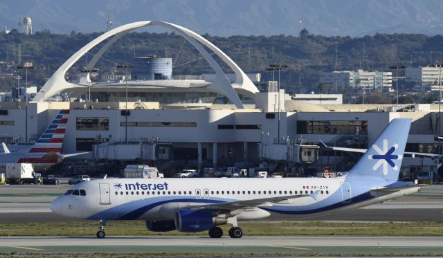 Airbus A320 (XA-ZIH) - Arrived at LAX on 25L